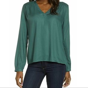 Hinge Smocked Tee Medium NWOT